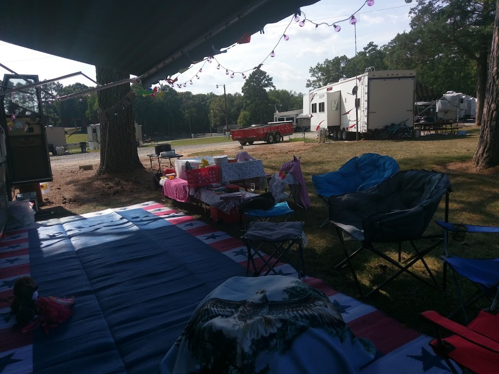 Amelia Family Campground | 9720 Military Rd, Amelia Court House, VA 23002, USA | Phone: (804) 561-3011