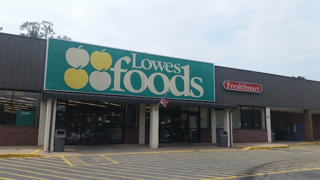 Lowes Foods of Stuart | 301 S Main St D, Stuart, VA 24171, USA | Phone: (276) 694-5656