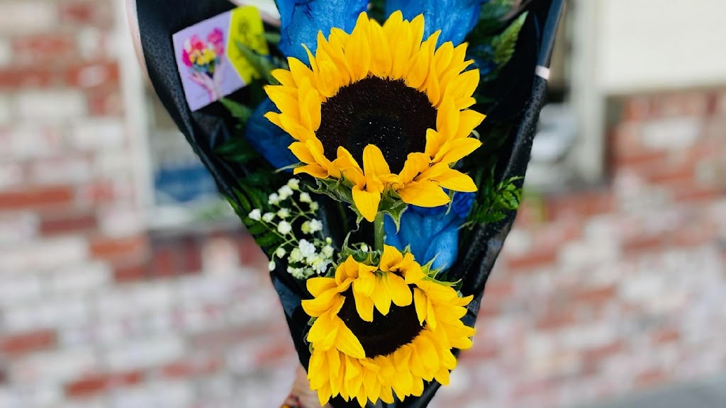 Sunflower Florist | 5468 Sun Valley Blvd, Sun Valley, NV 89433, USA | Phone: (775) 501-4221