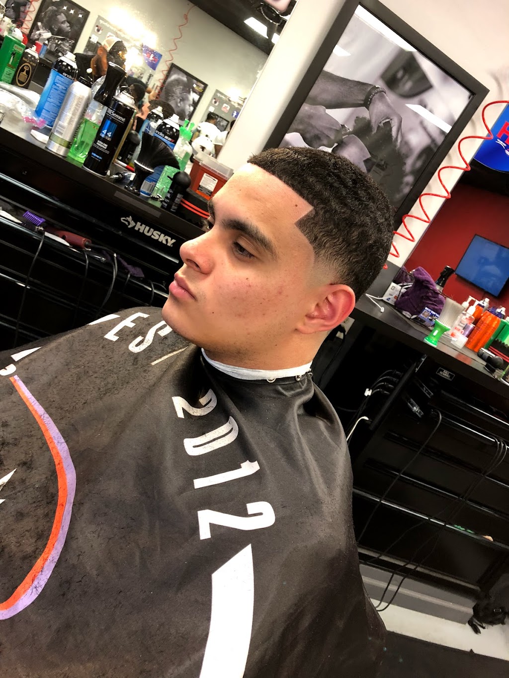 Hair King Barbershop | 2256 Snellville Plaza, Snellville, GA 30078, USA | Phone: (678) 442-0044