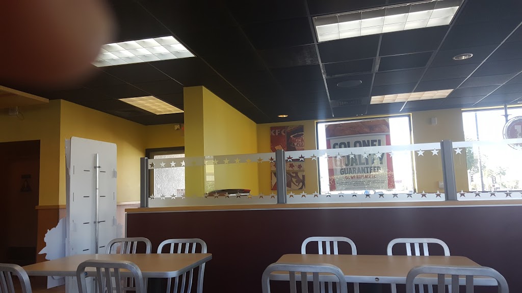 KFC | 100 S Magnolia Ave, Anaheim, CA 92804, USA | Phone: (714) 527-1827