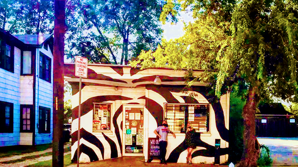 The Zebras Head | 113 Fry St, Denton, TX 76201 | Phone: (940) 898-8787