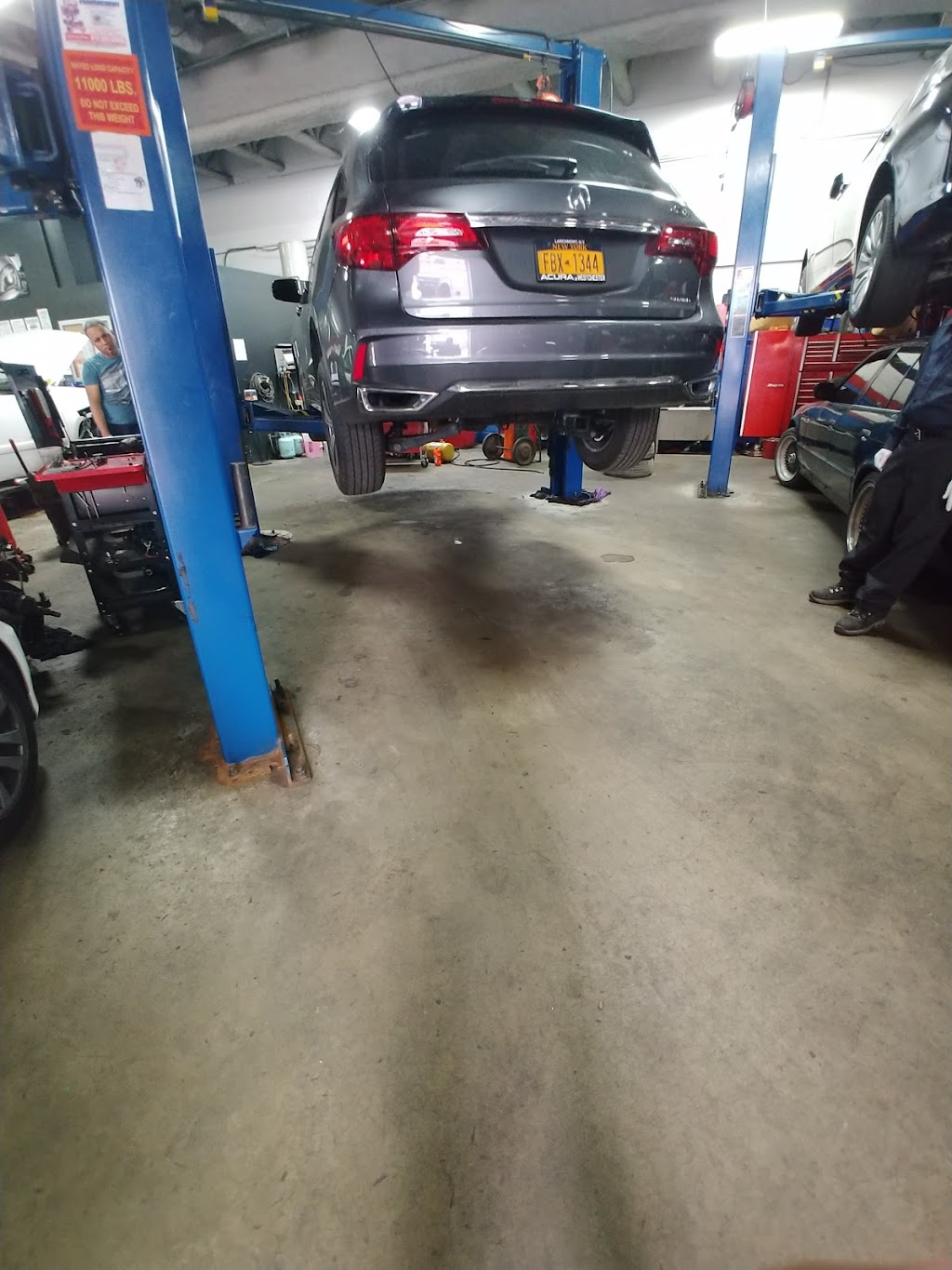 Chander Auto Repair | 1908 Park Ave, New York, NY 10035, USA | Phone: (212) 427-4050