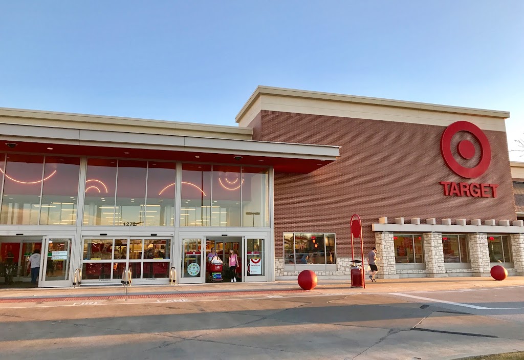 Target | 1272 Town and Country Crossing Dr, Chesterfield, MO 63017, USA | Phone: (636) 591-0234