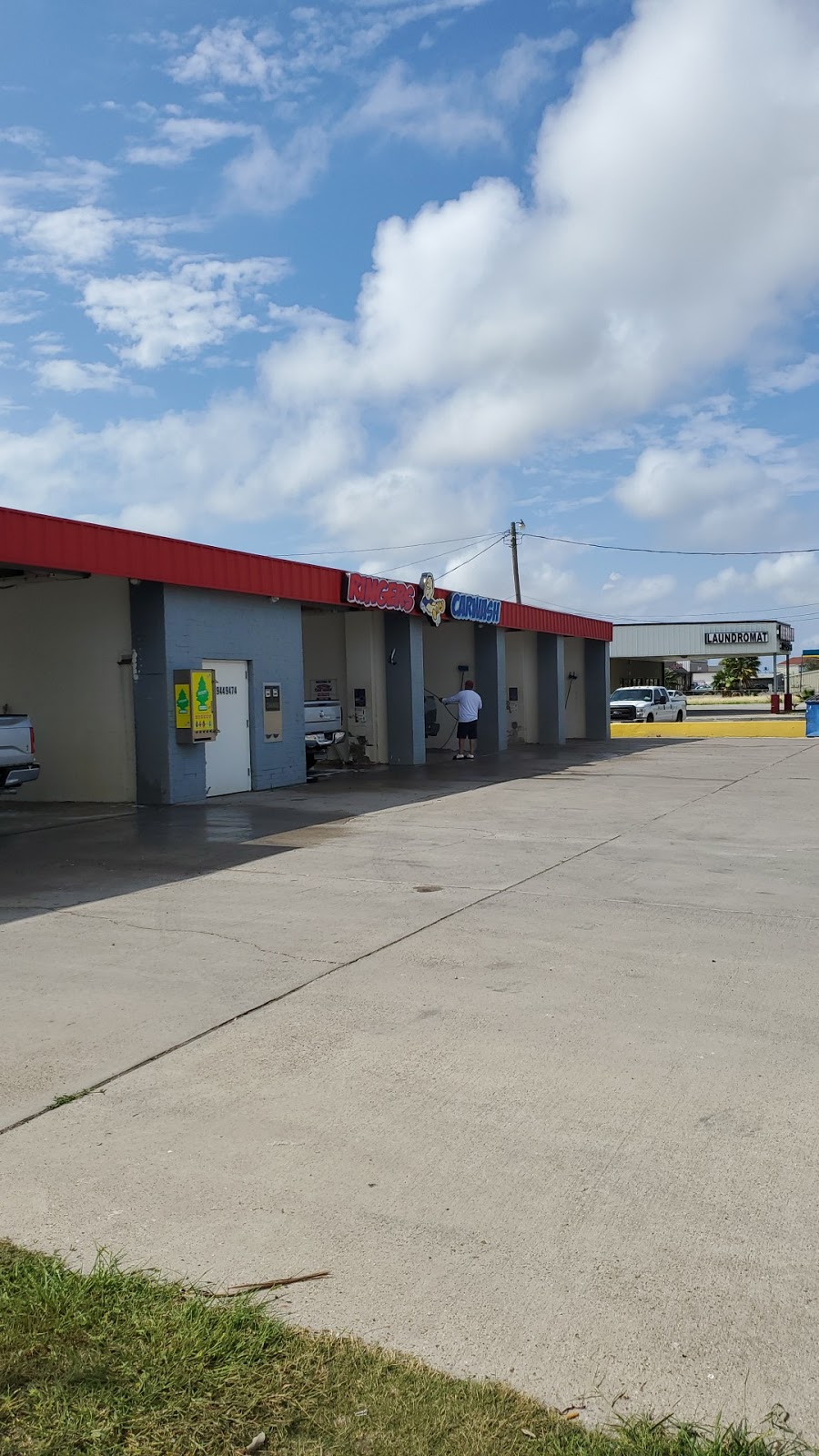 Dirty Dawg Car Wash | 2627 TX-361, Ingleside, TX 78362, USA | Phone: (361) 815-8039