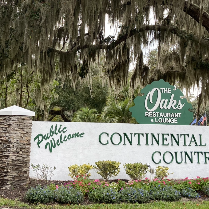 Paulies Oaks on 44 Restaurant & Lounge | 75 Continental Blvd, Wildwood, FL 34785, USA | Phone: (352) 748-0050