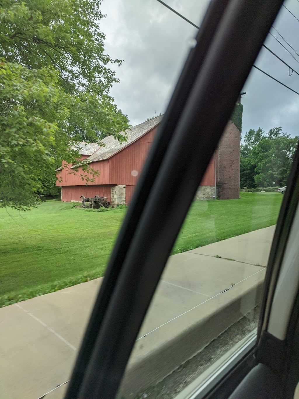 Historic Harmony Barn | Mercer Rd, Harmony, PA 16037, USA | Phone: (724) 452-7341