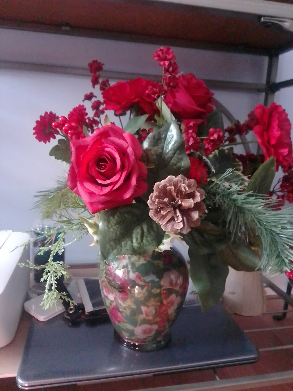 Maizies Silksn Such | 19 Gable Hill Rd #3401, Levittown, PA 19057, USA | Phone: (267) 407-8637