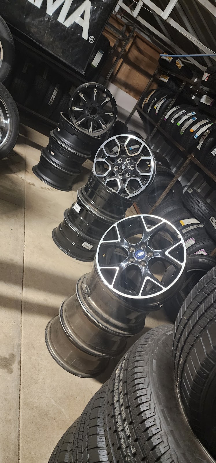 Tires Frijo | 11124 Johnson Rd, Phelan, CA 92371, USA | Phone: (714) 422-8452