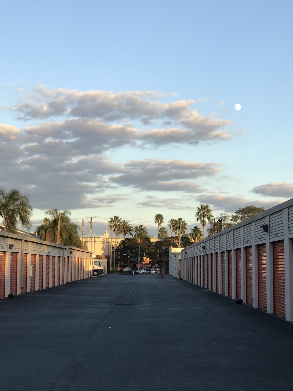Public Storage | 10402 N 30th St, Tampa, FL 33612, USA | Phone: (813) 280-0364