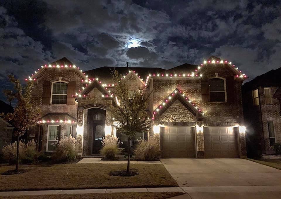 Murphy Christmas Lighting | 3800 Haslet-Roanoke Rd #13, Roanoke, TX 76262, USA | Phone: (719) 432-5687