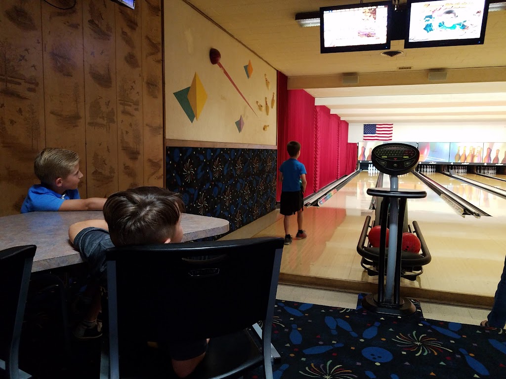 LeElla Lanes | 1428 US-22 NW, Washington Court House, OH 43160, USA | Phone: (740) 335-2580