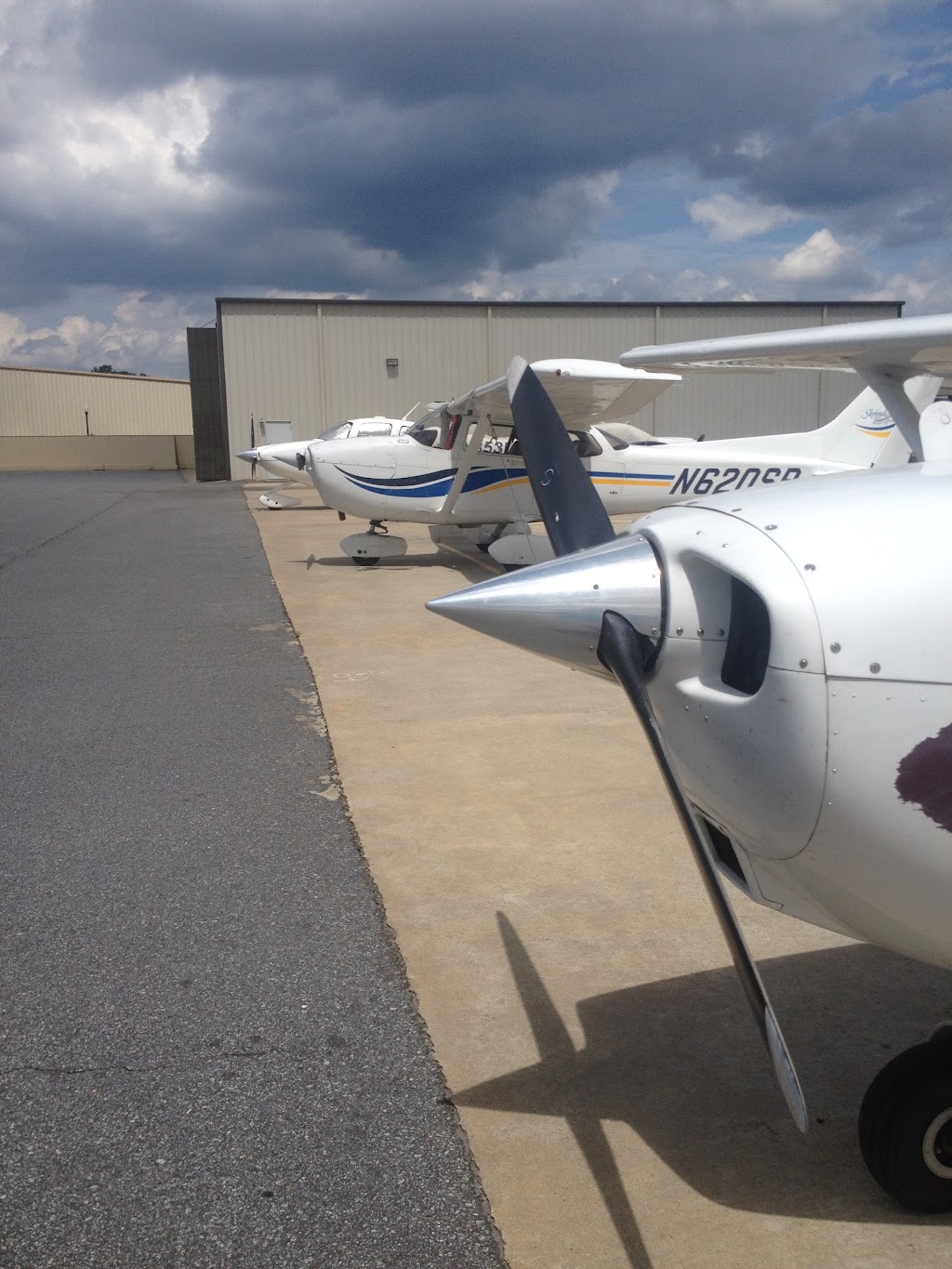 Aero Atlanta Flight Center | 2600 Cirrus Way NW, Kennesaw, GA 30144, USA | Phone: (770) 422-2376