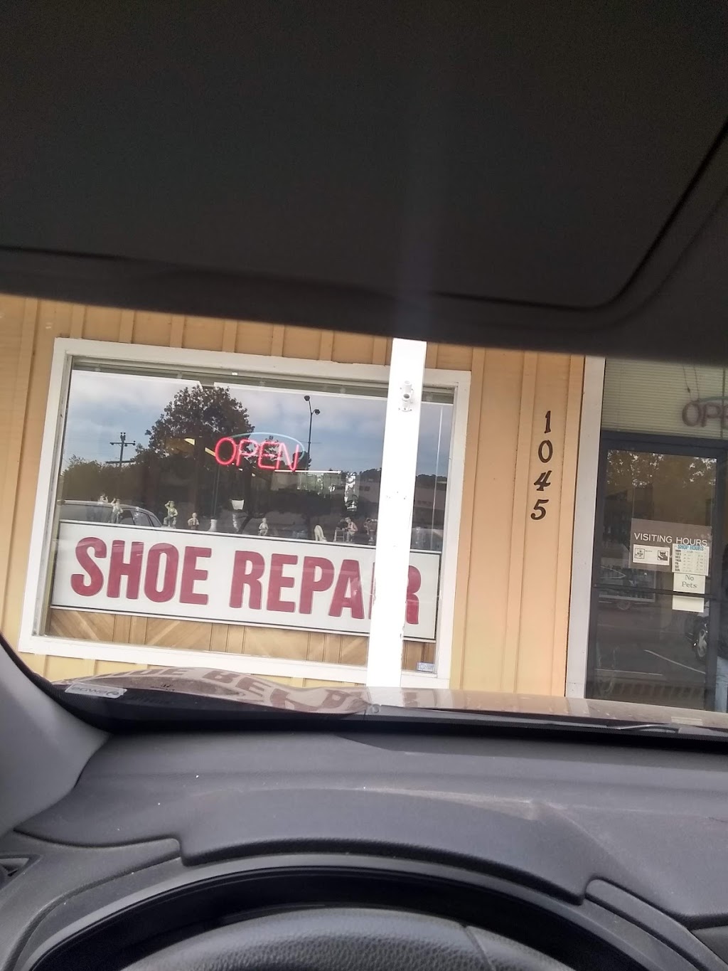 Shoe Hospital | 1045 Rollingwood Dr, Vallejo, CA 94591, USA | Phone: (707) 648-9277