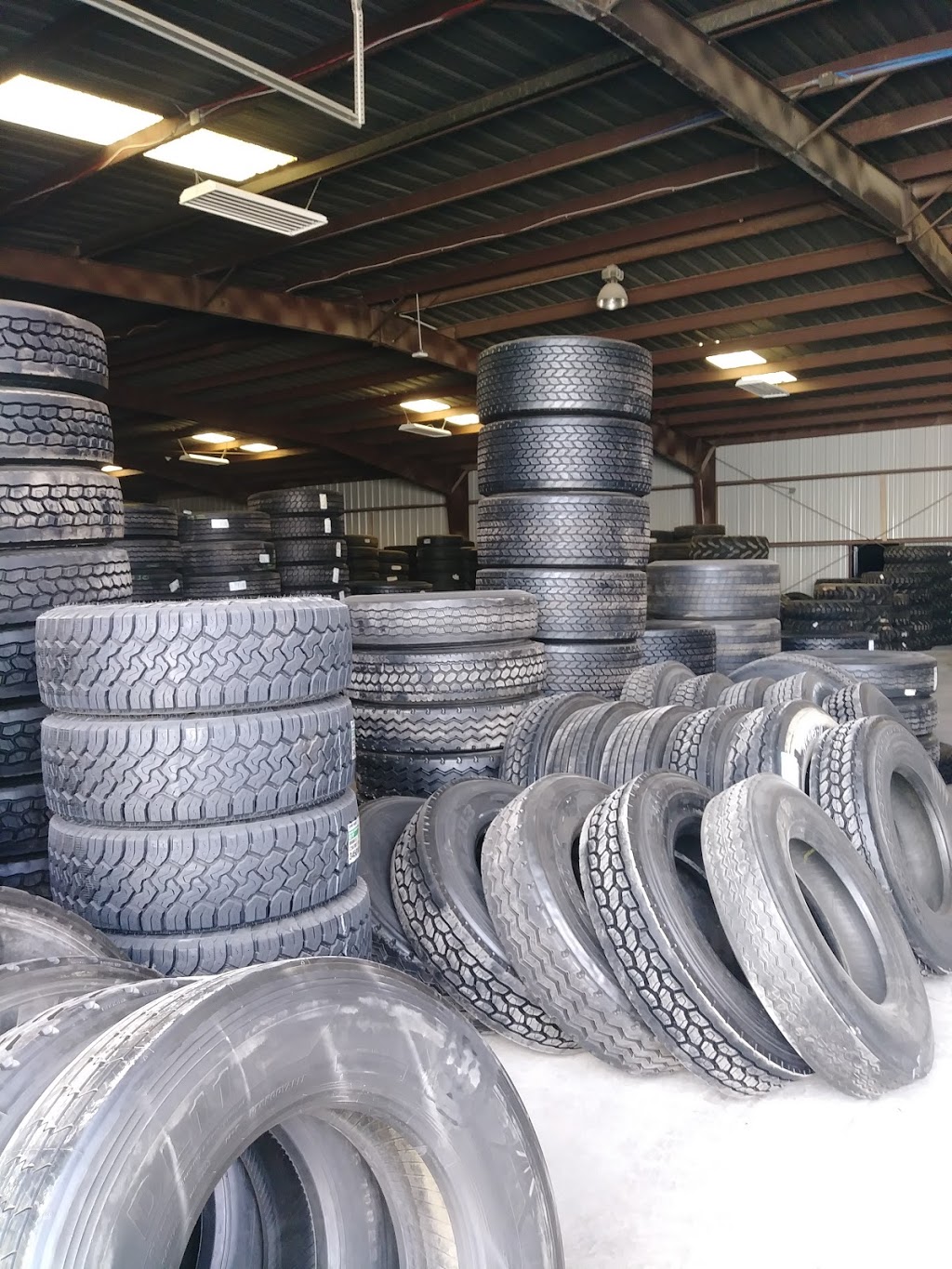 Southern Tire Mart | 998 Peyton Rd, El Paso, TX 79928, USA | Phone: (915) 532-2615