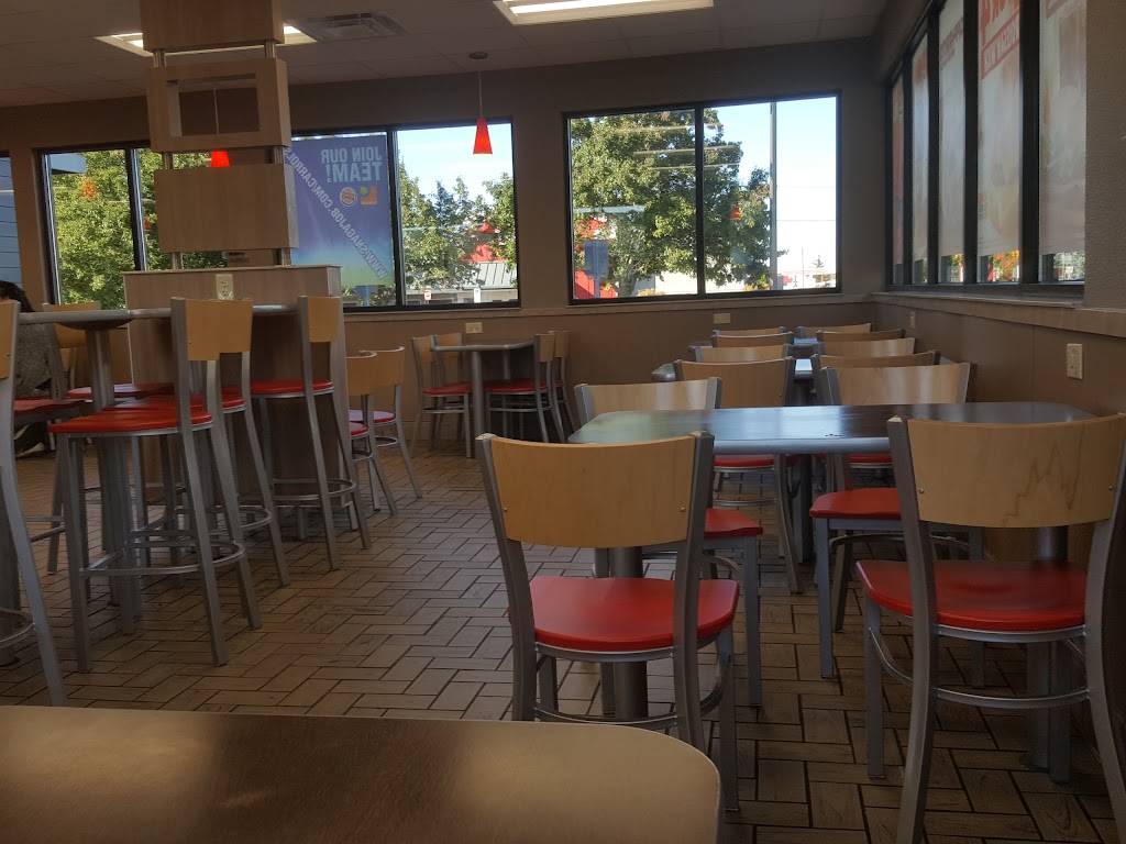Burger King | 1059 N County Line St, Fostoria, OH 44830, USA | Phone: (419) 435-0688