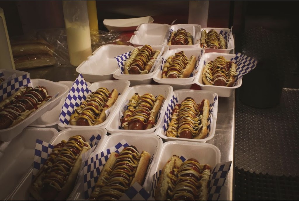 LA Hot Dogs & Munchies | 5231 Steve Ave, Riverside, CA 92509, USA | Phone: (909) 279-4364