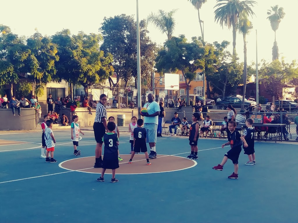 Lemon Grove Recreation Center | 4959 Lemon Grove Ave, Los Angeles, CA 90029, USA | Phone: (323) 666-4144