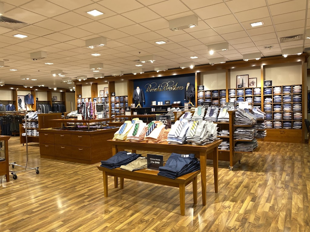 Brooks Brothers | 4401 N Interstate Hwy 35 Suite 777, Round Rock, TX 78664, USA | Phone: (512) 869-3076