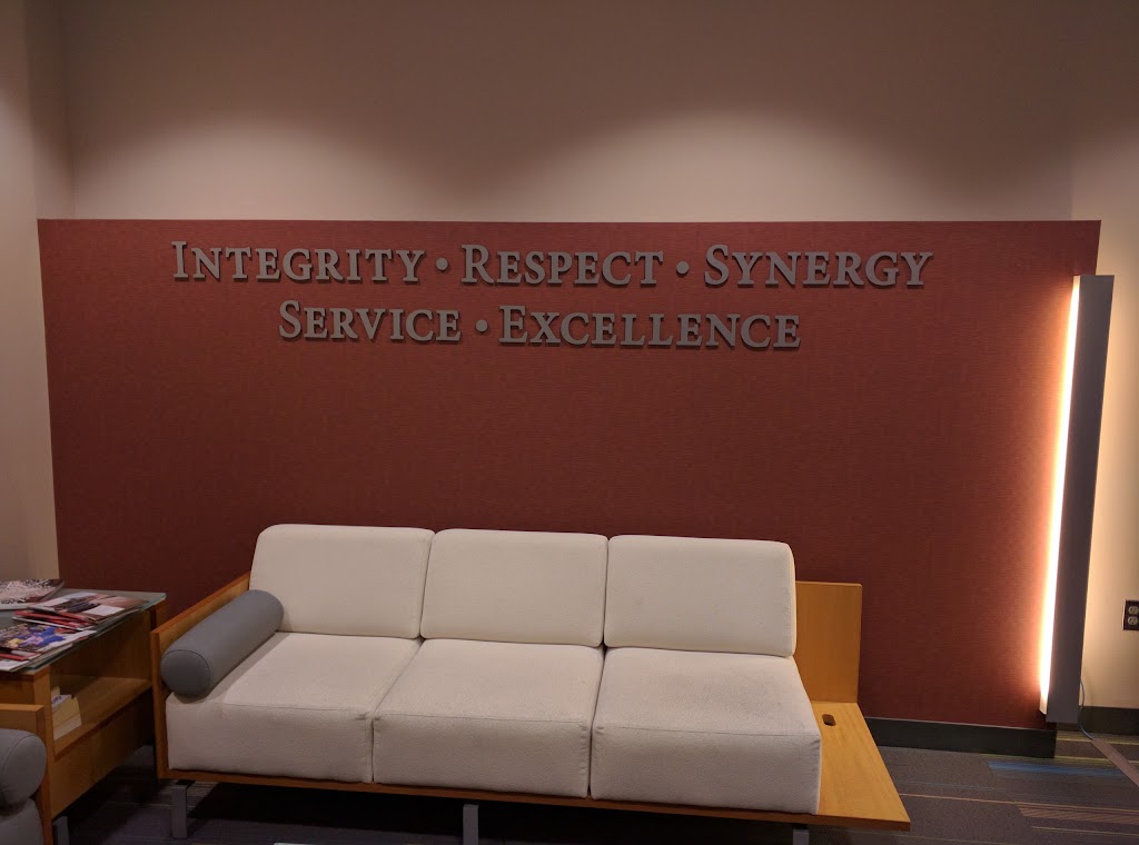 Memorial Blood Centers | 737 Pelham Blvd, St Paul, MN 55114, USA | Phone: (888) 448-3253