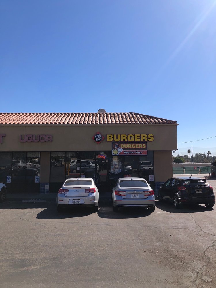 Hole in the Wall Burger | 25262 Jeronimo Rd, Lake Forest, CA 92630, USA | Phone: (949) 328-9049