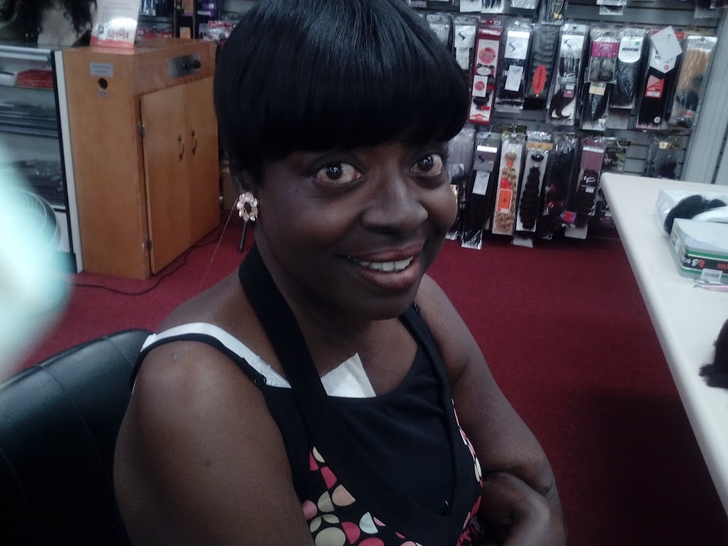 Naomi Wig Shop | 350 E Compton Blvd, Compton, CA 90221, USA | Phone: (310) 604-0788