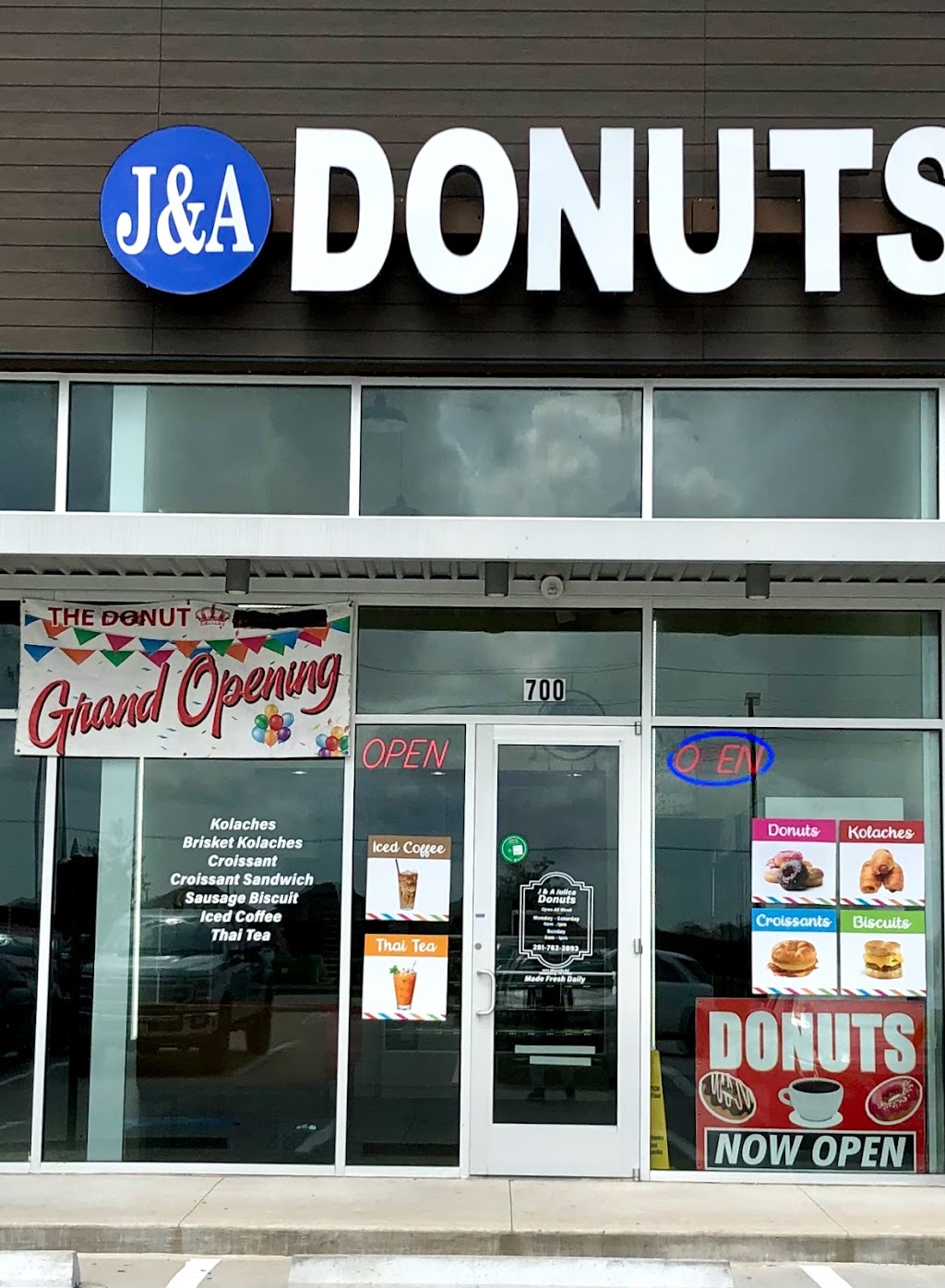 J&A Donuts | 1636 Minonite Rd suite 700, Rosenberg, TX 77469 | Phone: (281) 762-2893