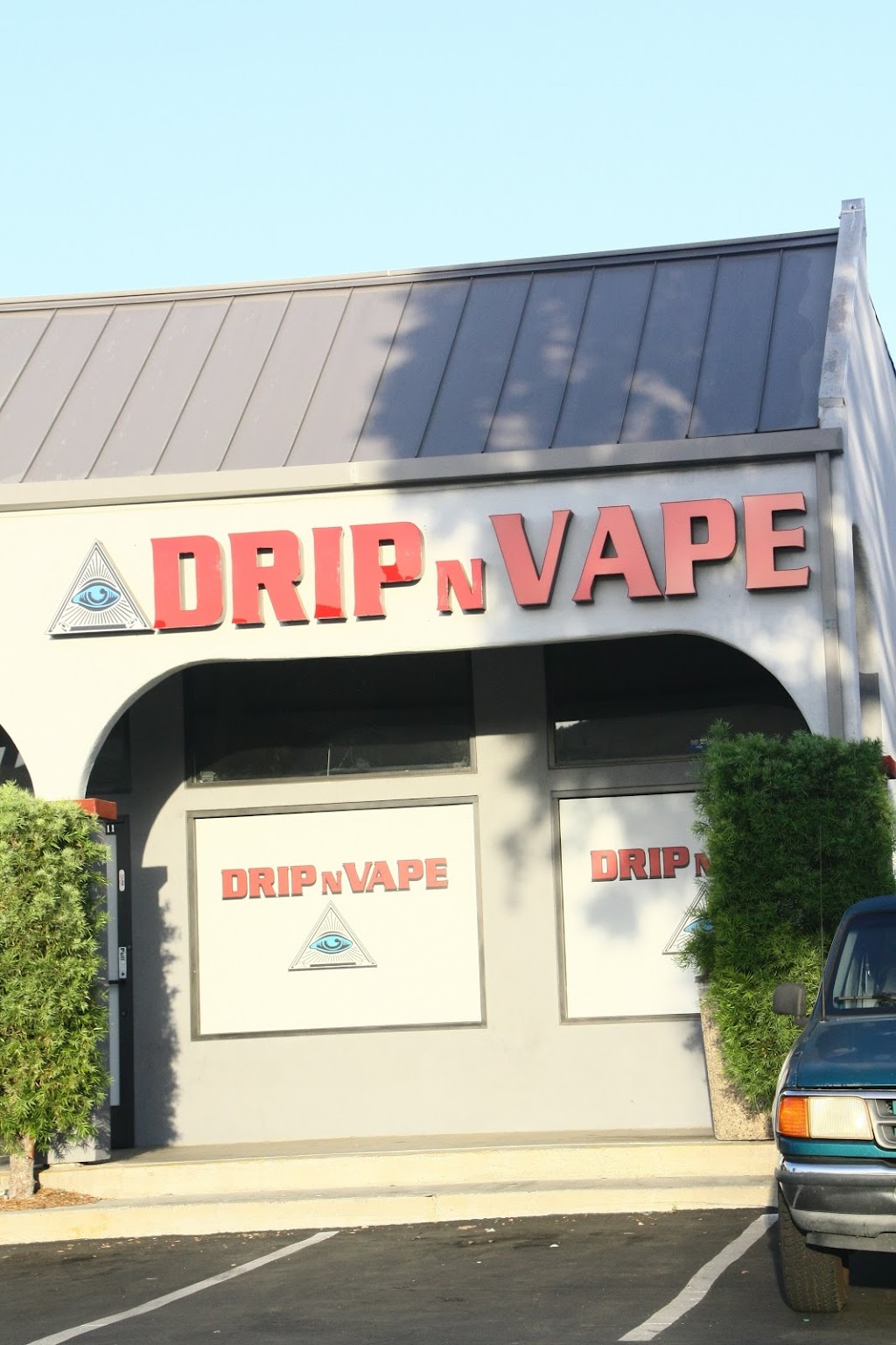 Drip N Vape | 25845 Railroad Ave, Santa Clarita, CA 91350, USA | Phone: (661) 481-0774