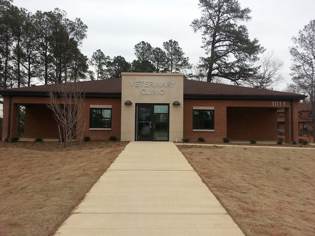 Langley Veterinary Clinic | 504 N Roma Rd, Hampton, VA 23665, USA | Phone: (757) 764-5678