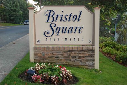 Bristol Square Apartments | 15700 44th Ave W, Lynnwood, WA 98087, USA | Phone: (425) 742-5865