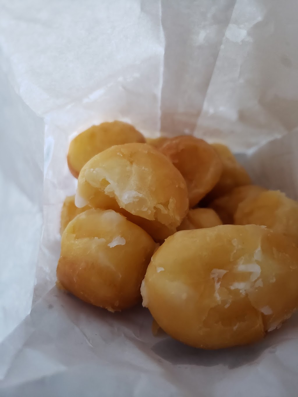 Richards Donuts | 8158 Florin Rd # B, Sacramento, CA 95828, USA | Phone: (916) 381-3702