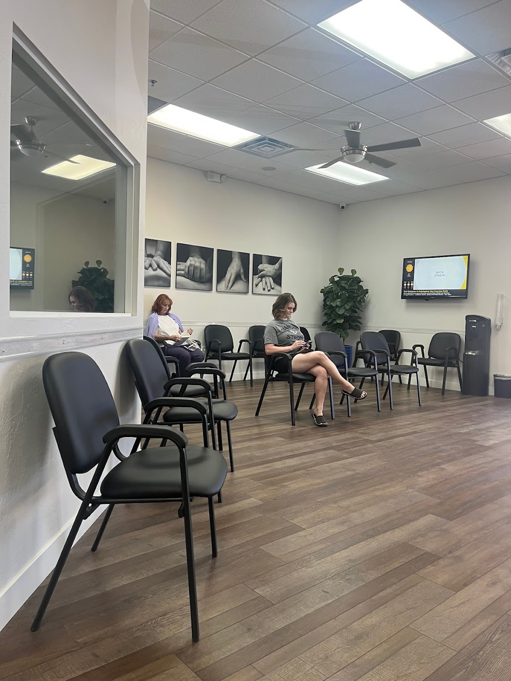 Surprise Chiropractic | 14515 W Grand Ave Ste 128, Surprise, AZ 85374, USA | Phone: (623) 544-9111