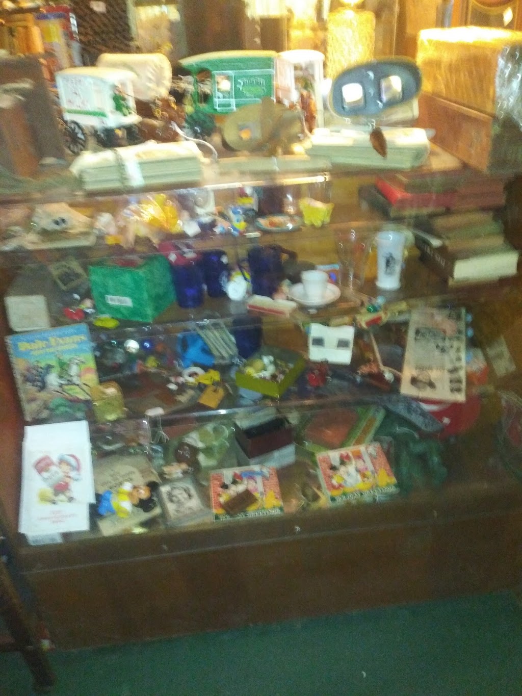 Family Heirlooms | 2985 Hoosier Hwy, Bluffton, IN 46714, USA | Phone: (260) 824-8965