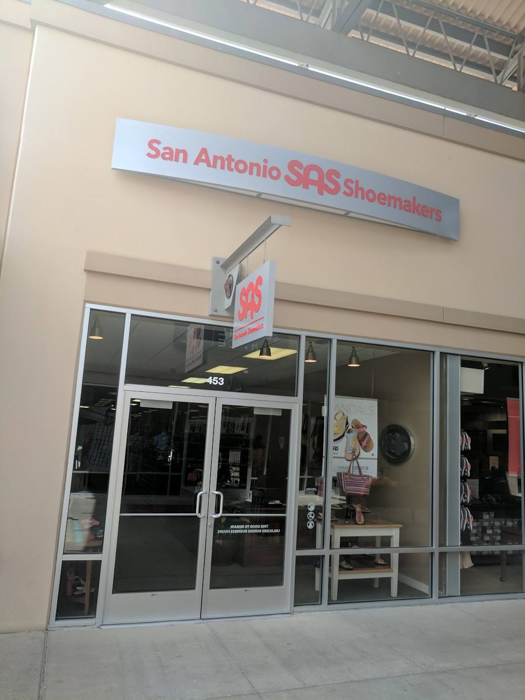 SAS Shoes | 2677, 4401 N Interstate Hwy 35 #453, Round Rock, TX 78664, USA | Phone: (512) 868-0277