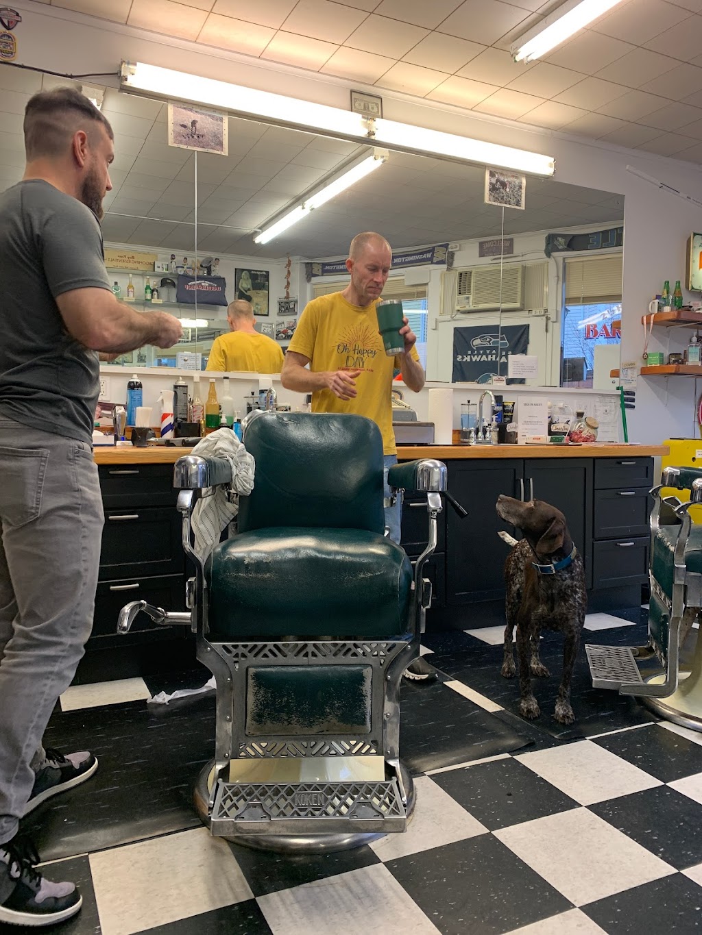 2½ Happy Barbers | 502 NE 65th St, Seattle, WA 98115, USA | Phone: (206) 782-2173