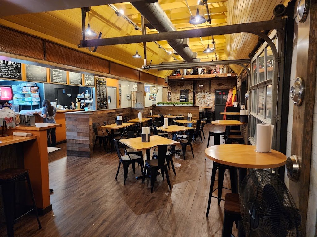The Crazy Pig in Davidson | 402 S Main St, Davidson, NC 28036, USA | Phone: (704) 997-2320