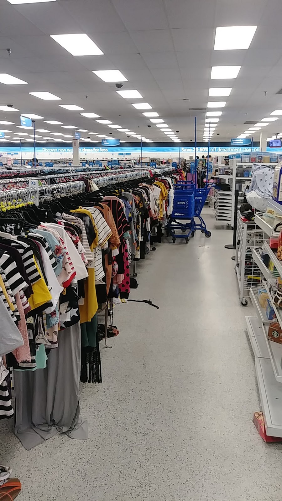 Ross Dress for Less | 10835 N Tatum Blvd, Phoenix, AZ 85028, USA | Phone: (480) 922-7785