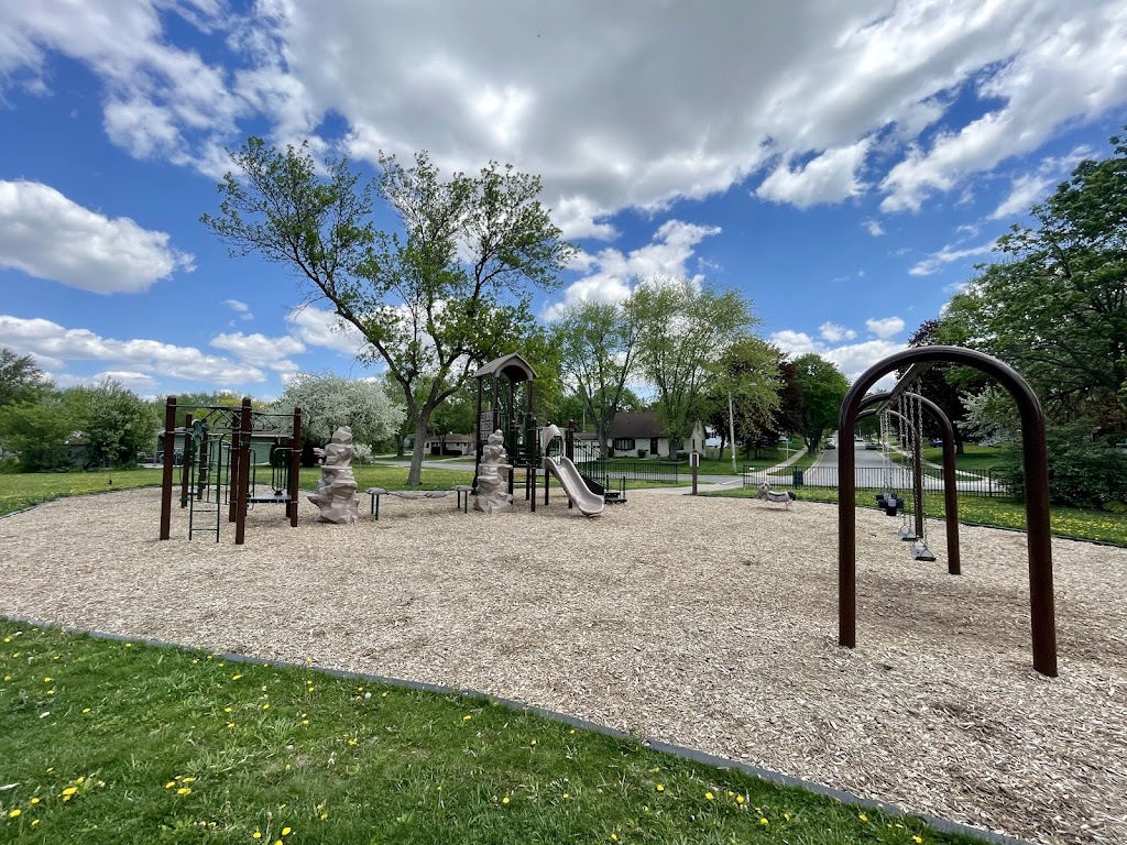 Acewood Park | 1402 Acewood Blvd, Madison, WI 53716, USA | Phone: (608) 266-4711