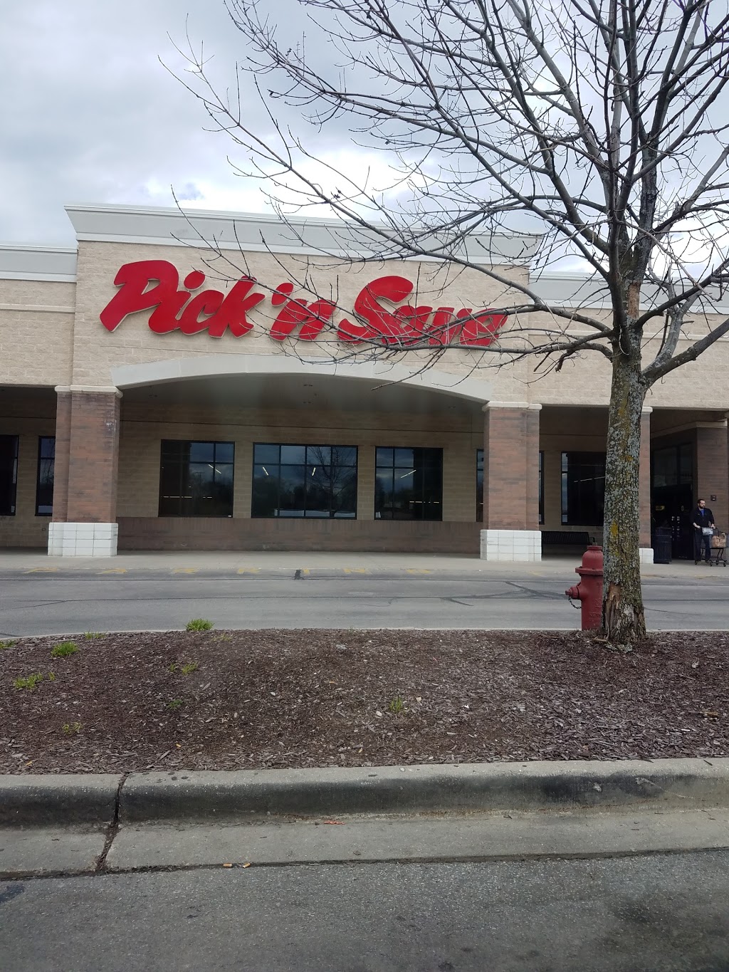 Pick n Save | 5800 S 108th St, Hales Corners, WI 53130, USA | Phone: (414) 427-8812