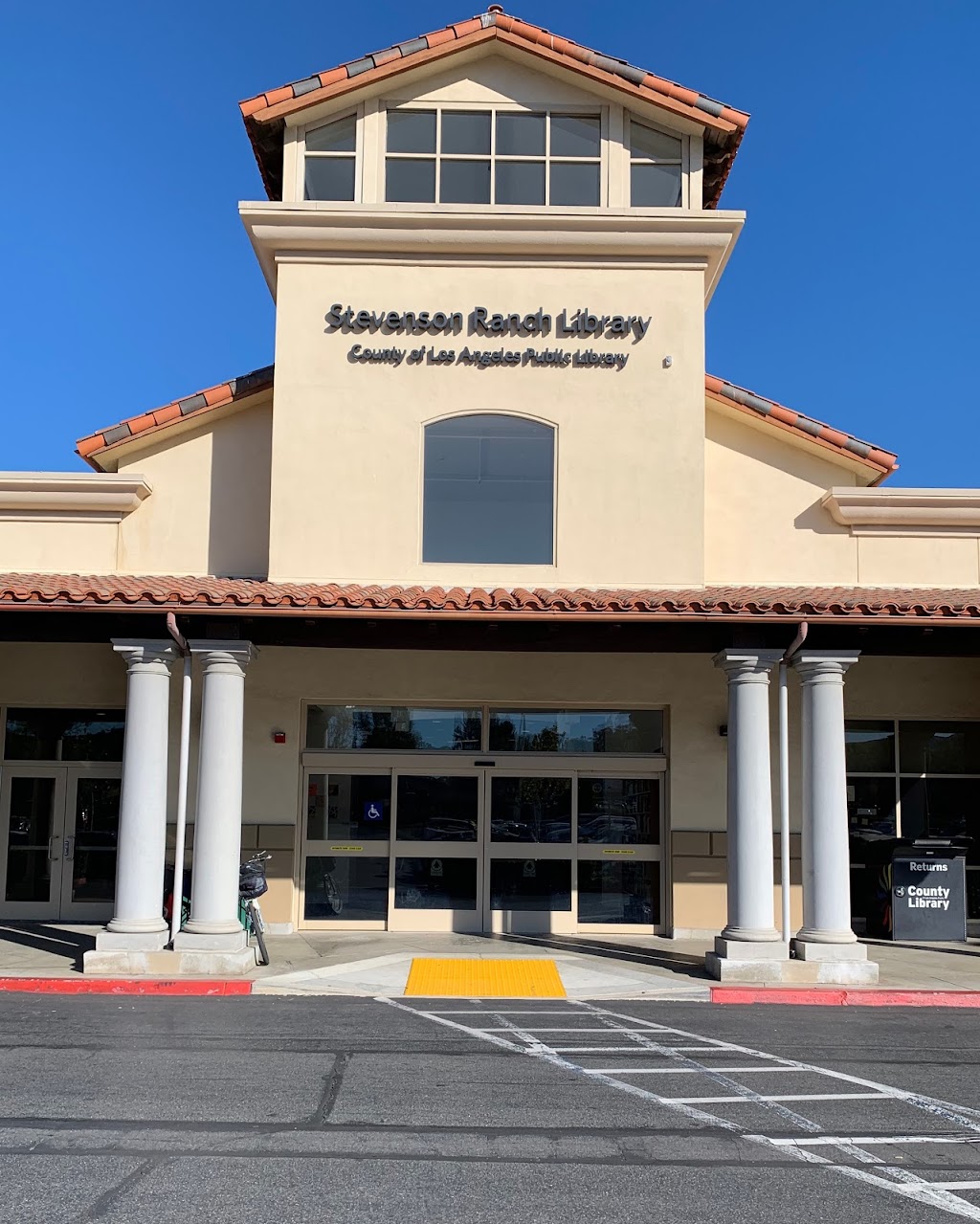 Stevenson Ranch Library | 25950 The Old Rd, Stevenson Ranch, CA 91381, USA | Phone: (661) 255-2707