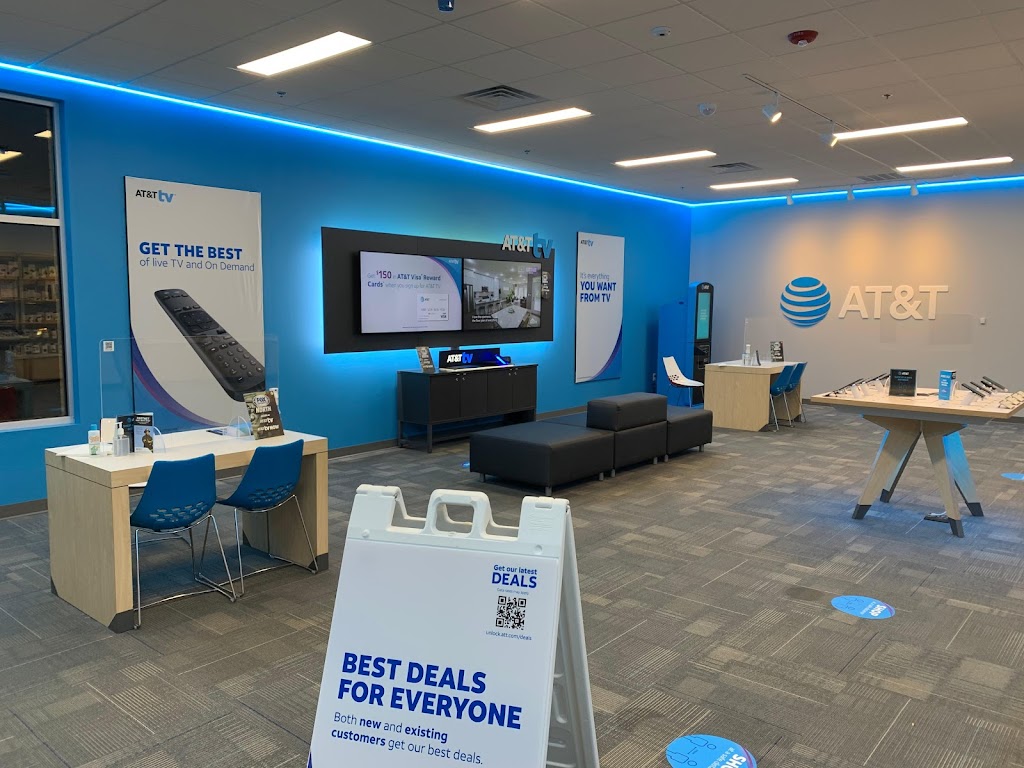 AT&T Store | 760 N Chestnut St, Chaska, MN 55318, USA | Phone: (952) 361-0731