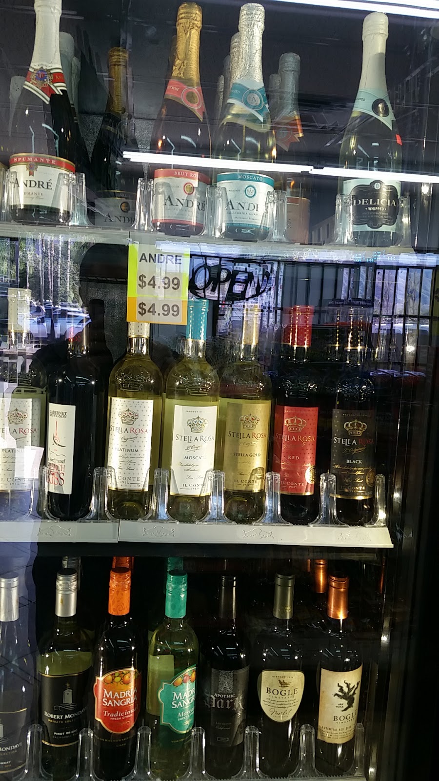 Lakeside Liquor | 31737 Riverside Dr, Lake Elsinore, CA 92530, USA | Phone: (951) 245-1620