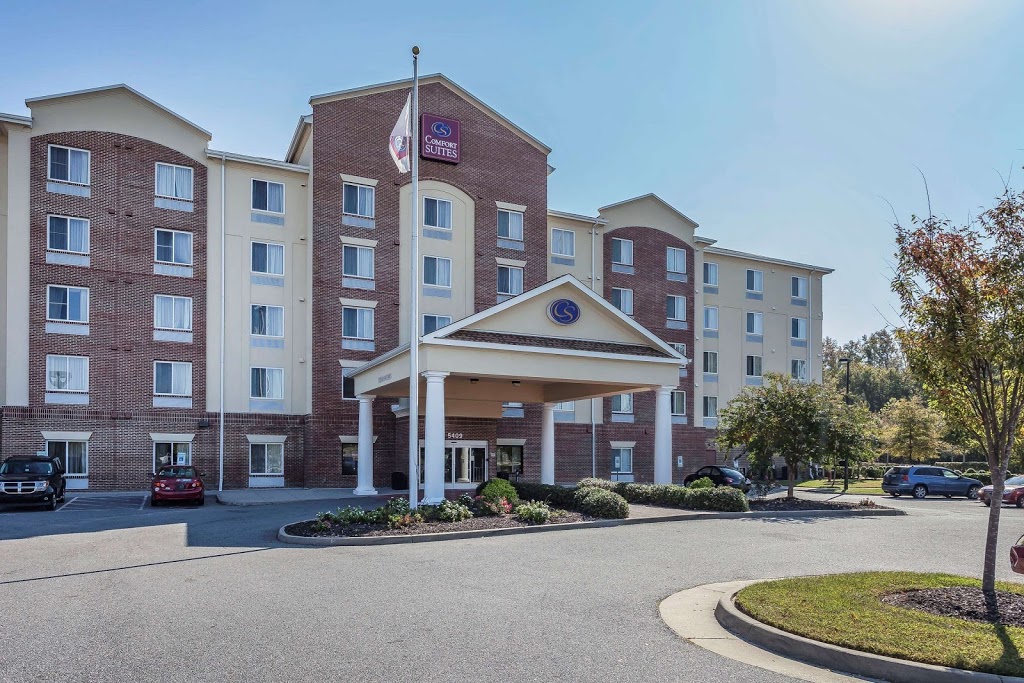 Comfort Suites Suffolk - Chesapeake | 5409 Plummer Blvd, Suffolk, VA 23435, USA | Phone: (757) 337-4011