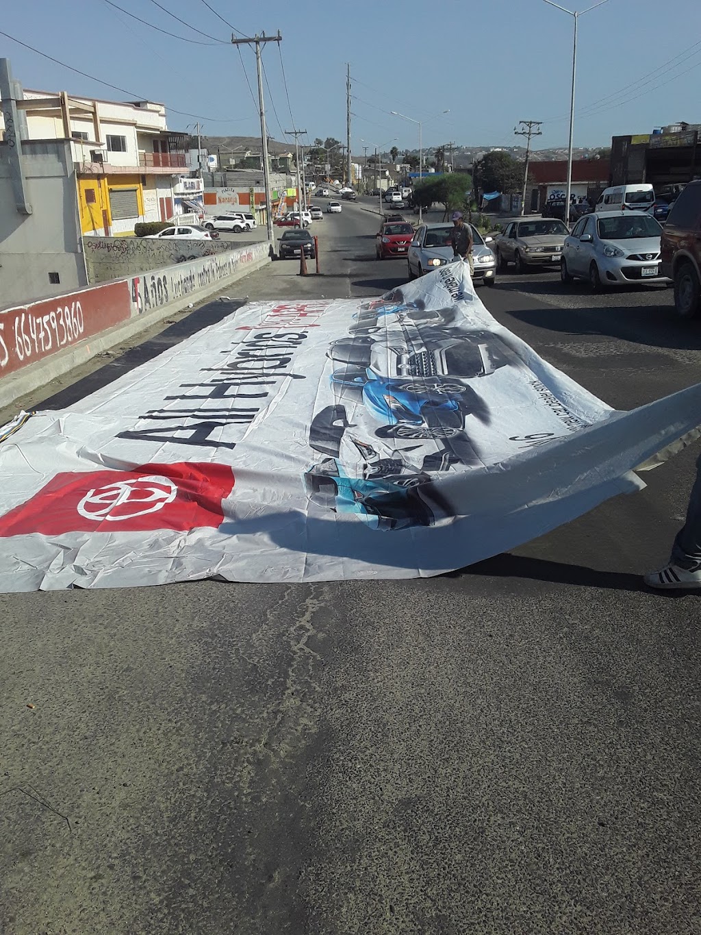 Lonas | El Jibarito, 22606 Tijuana, B.C., Mexico | Phone: 664 759 3860