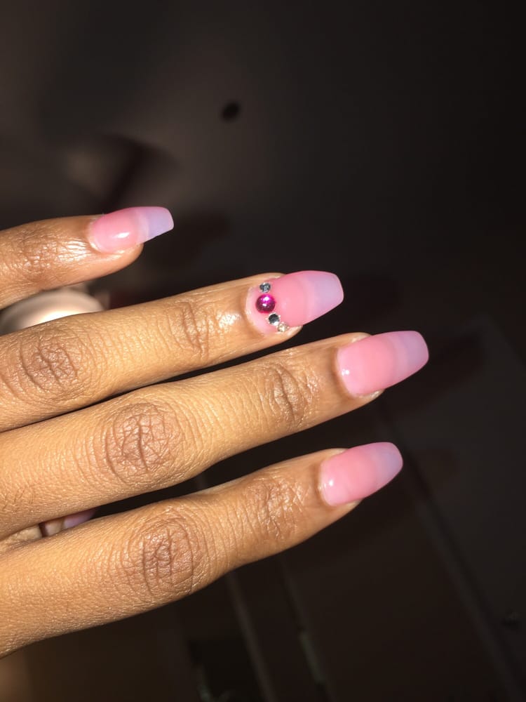 Laura Nails | 6746 Covington Hwy STE 104, Lithonia, GA 30058, USA | Phone: (770) 987-2777