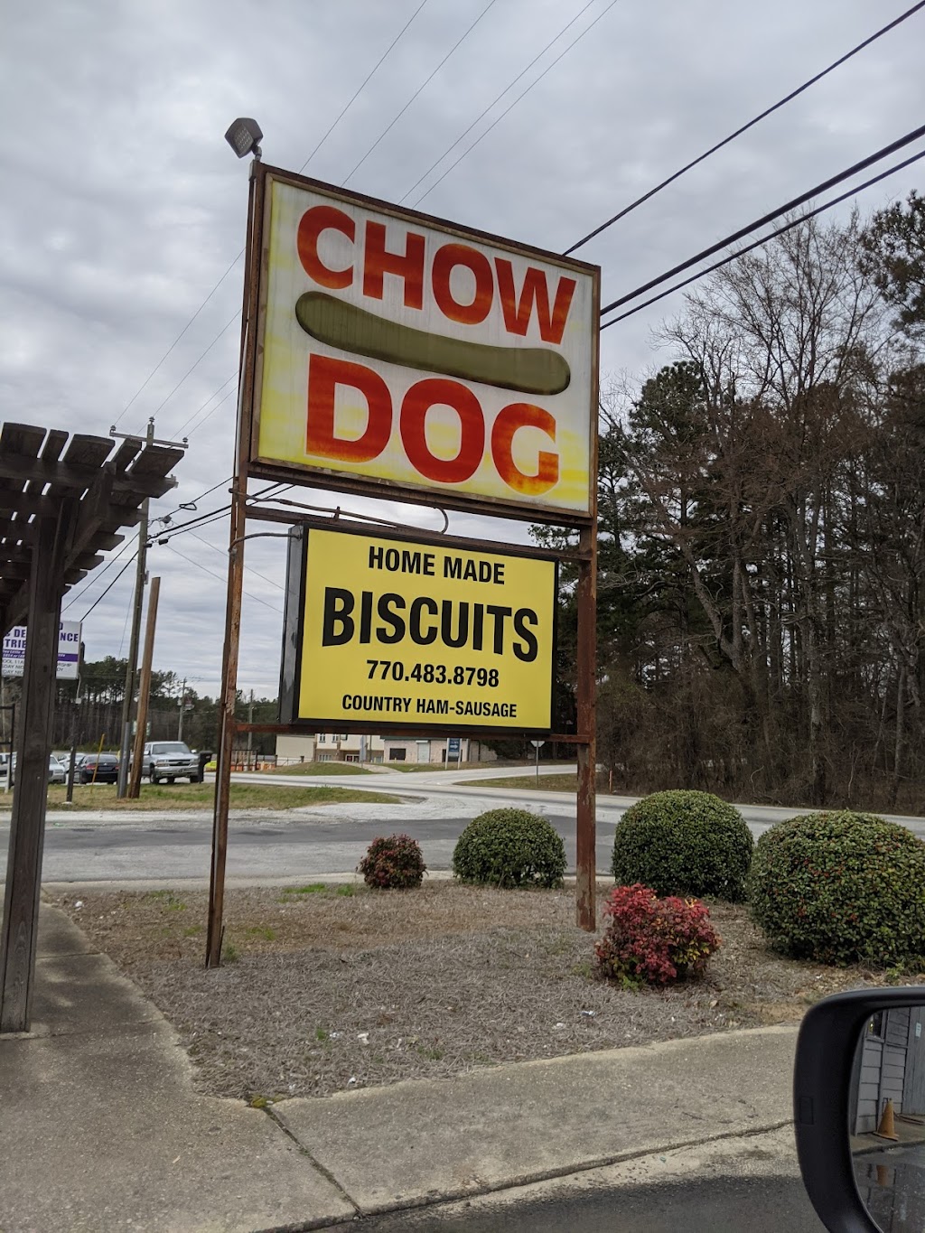 Chow Dog | 2572 Covington Hwy, Conyers, GA 30012, USA | Phone: (770) 483-8798