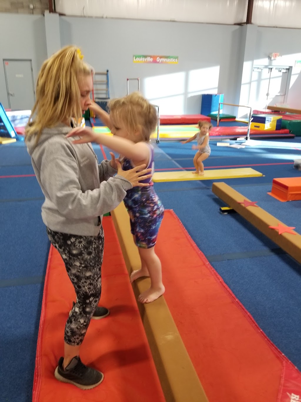 Louisville Gymnastics | 2722 Chamberlain Ln, Louisville, KY 40245, USA | Phone: (502) 426-2214