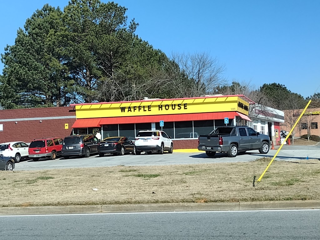 Waffle House #1194 | 1205 Lakes Pkwy, Lawrenceville, GA 30043, USA | Phone: (770) 237-3363