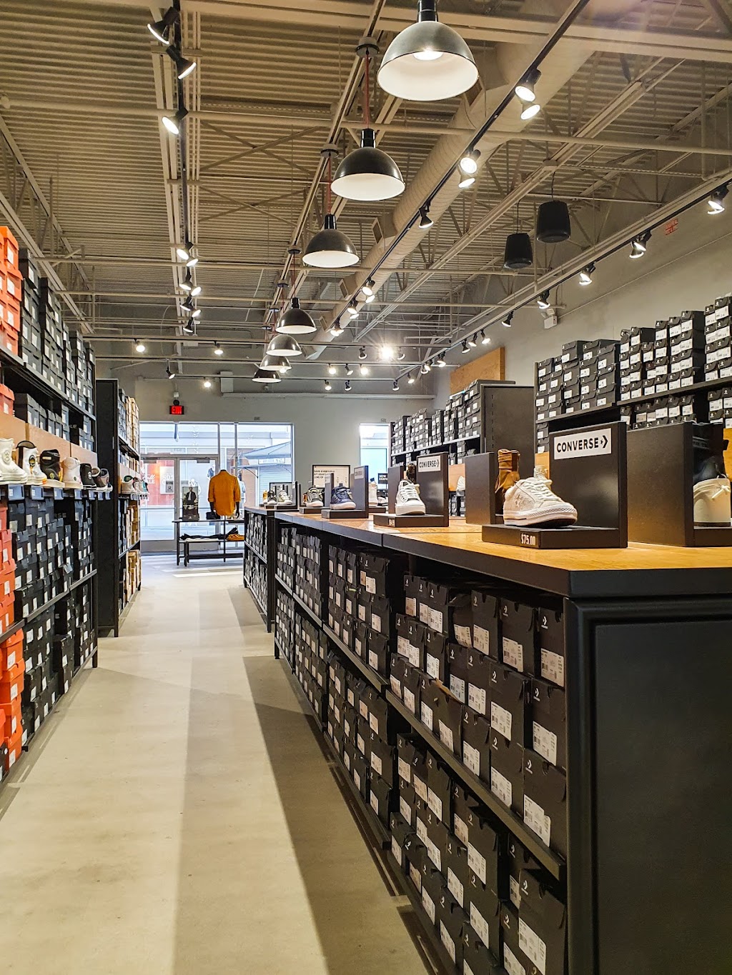 Converse Factory Store | 4401 N Interstate Hwy 35, Round Rock, TX 78664, USA | Phone: (512) 763-8388