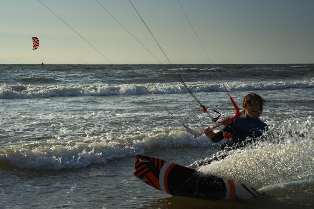 Endless Summer Kitesurfschool Amsterdam | Nieuwendammerdijk 538, 1023 BX Amsterdam, Netherlands | Phone: 06 15602287